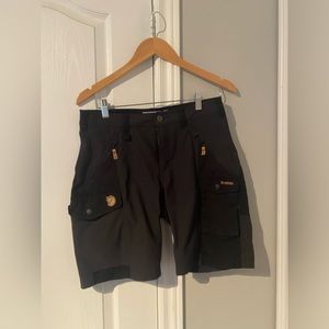 Fjallraven - Nikka Shorts Curved - size 29